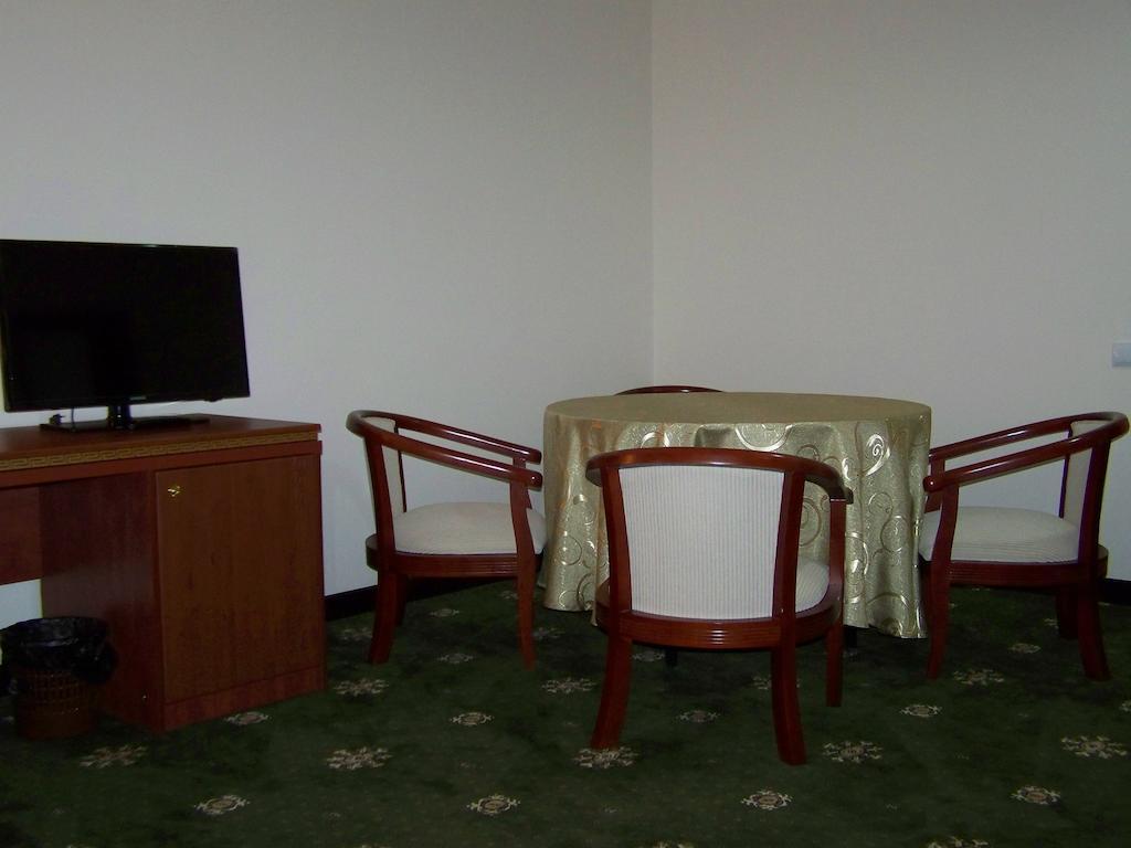 Arien Plaza Hotel Tashkent Quarto foto