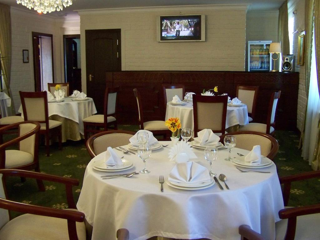 Arien Plaza Hotel Tashkent Exterior foto